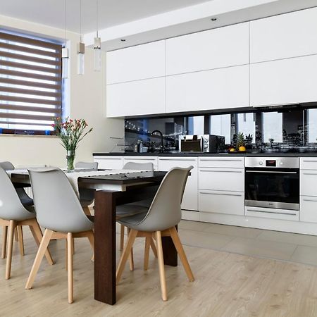 Ajk Apartament W Sea Towers Gdynia Ngoại thất bức ảnh
